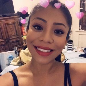 Meet your Posher, Karina